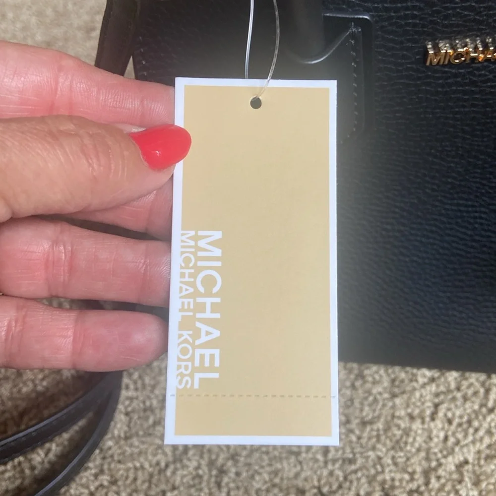 MICHAEL Michael Kors Mercer Messenger Black Leather Bag - Picture 8 of 14